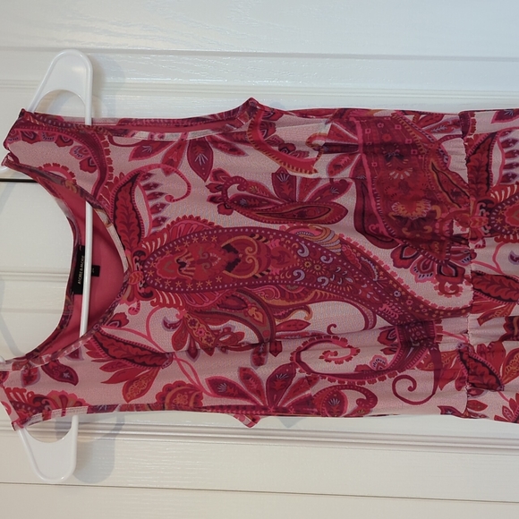 Sleeveless dress - Picture 2 of 6